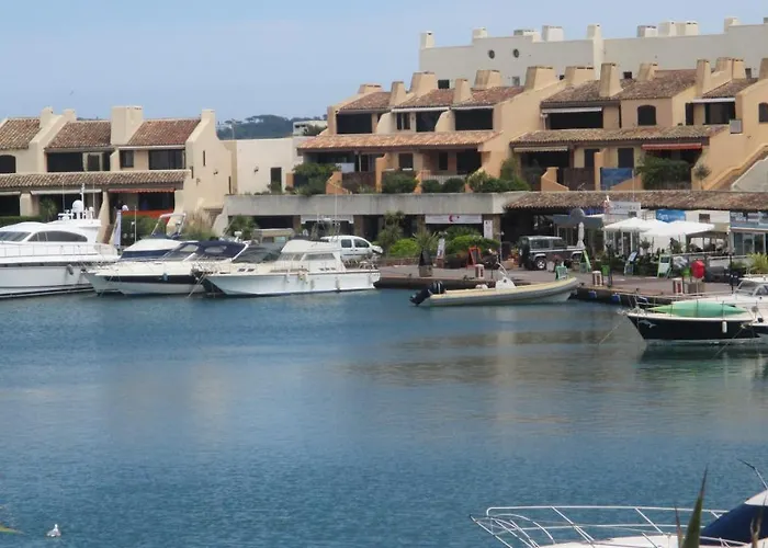 Golf De Saint Tropez Apartment *
